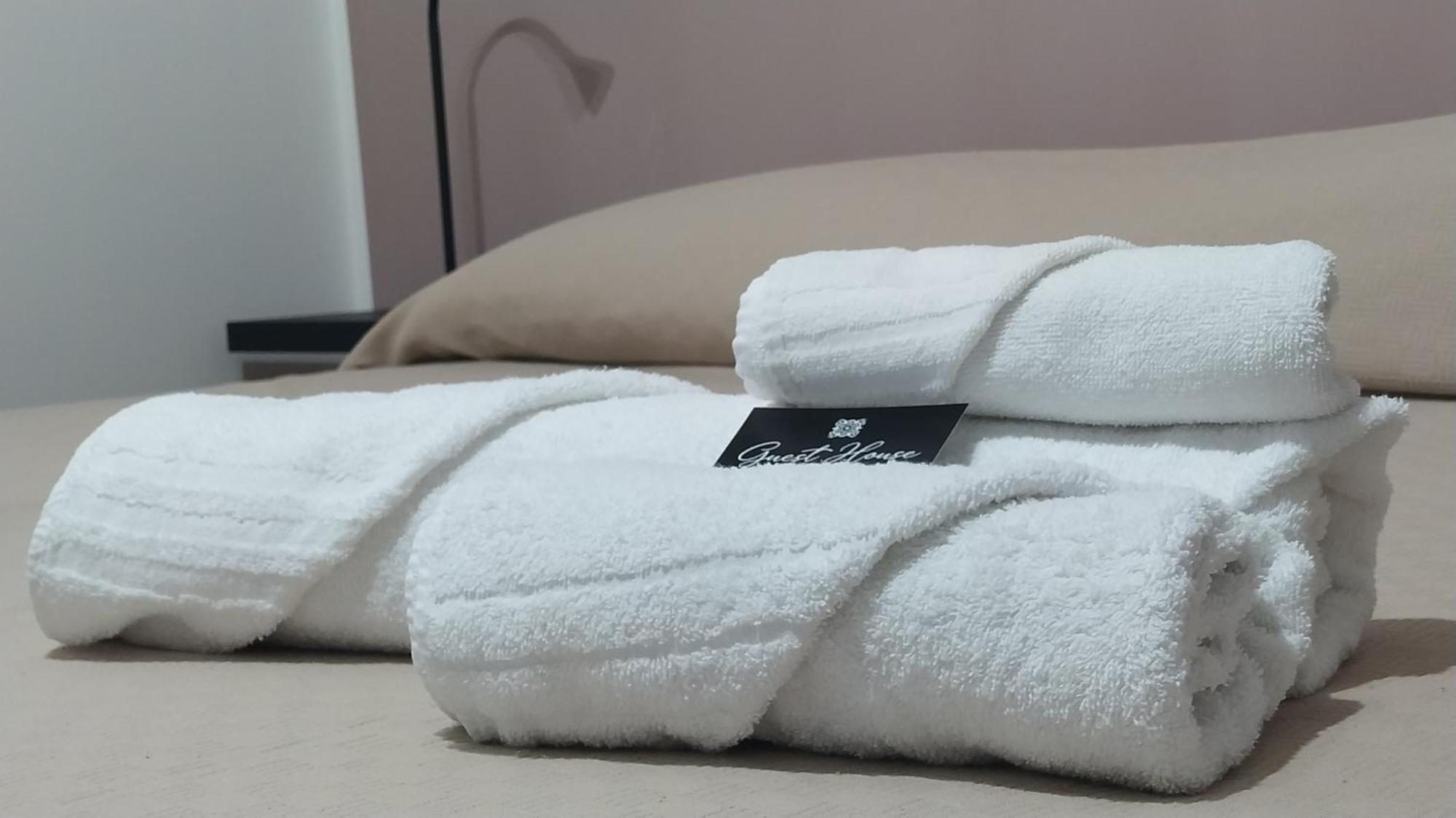 Guest House Alla Scala 卡尔塔吉罗 外观 照片